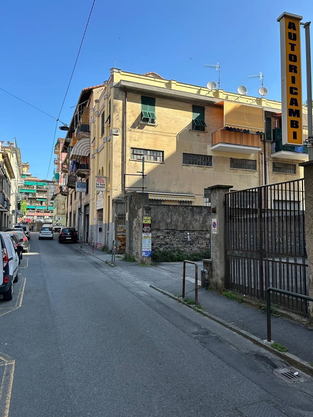parcheggio privato vicino alla stazione di La Spezia