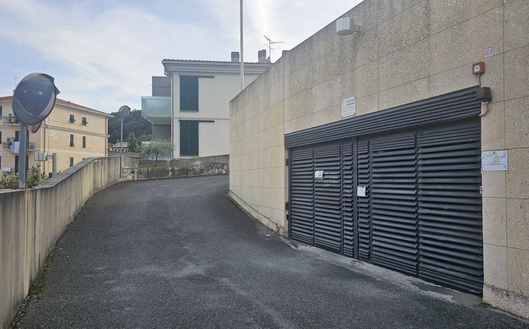 Copertina per Largo Giovanni Giolitti 5