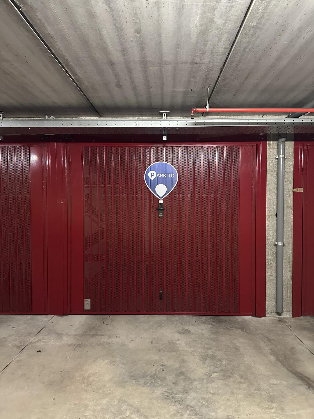 Copertina per Via Andrea Maria Ampère 9