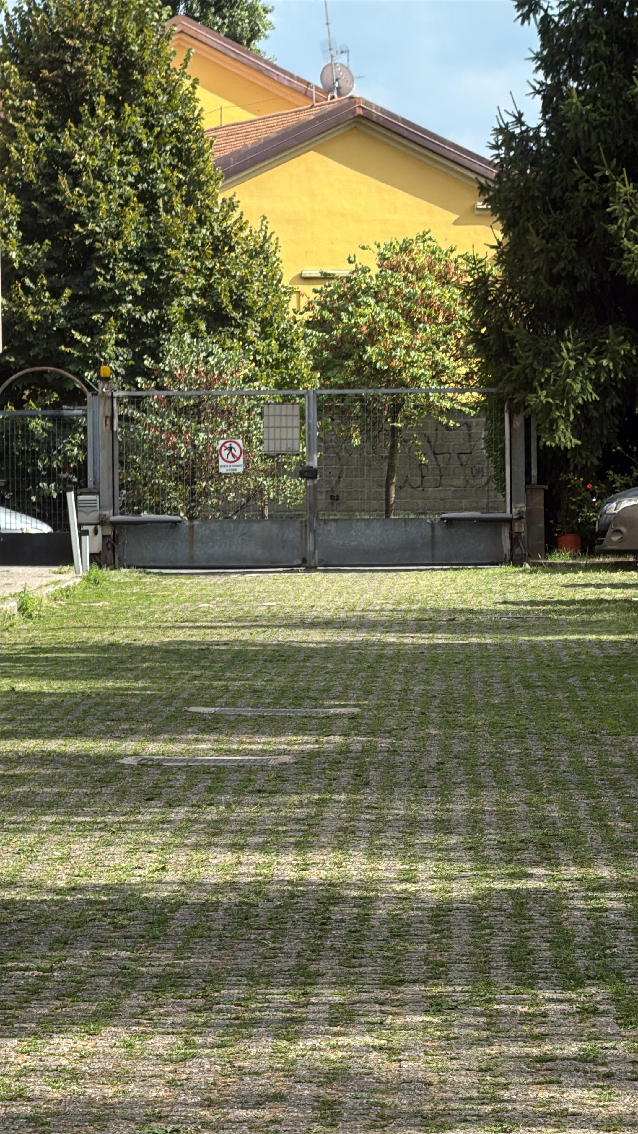 Via Darix Togni 2 — foto 4