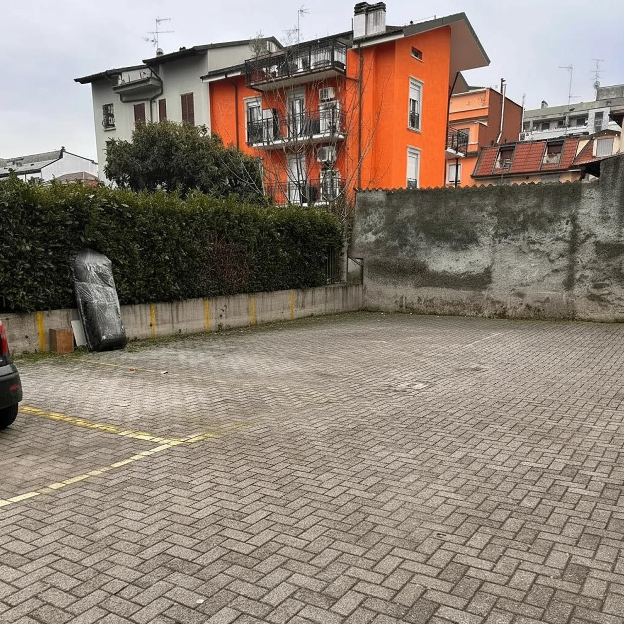 Via Asiago 42 — foto 2