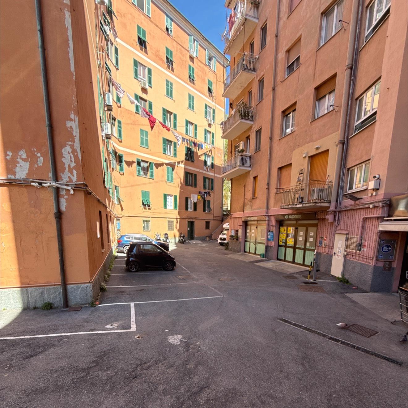 Via delle Bernardine 19 R — foto 1